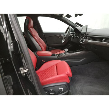 Audi S4  Sedan/Limuzyna 2021,  3.0 benzyna, automat - Na sprzedaż za 220 170 zł - Katowice - zdjęcie 9