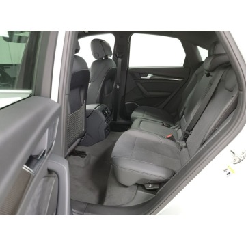Audi SQ5  SUV 2022,  3.0 benzyna, automat - Na sprzedaż za 185 730 zł - Katowice - zdjęcie 10