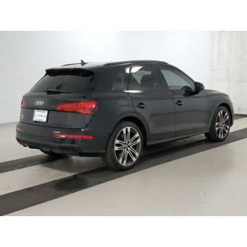 Audi SQ5  SUV 2020,  3.0 benzyna, automat - Na sprzedaż za 195 570 zł - Katowice - zdjęcie 5