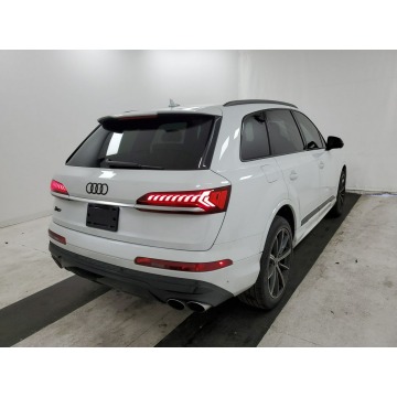 Audi SQ7  SUV 2021,  4.0 benzyna, automat - Na sprzedaż za 312 420 zł - Katowice - zdjęcie 4