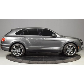 Bentley Bentayga  Sedan/Limuzyna 2018,  6.7 benzyna, automat - Na sprzedaż za 613 770 zł - Katowice - zdjęcie 2