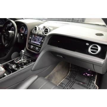 Bentley Bentayga  Sedan/Limuzyna 2018,  6.7 benzyna, automat - Na sprzedaż za 613 770 zł - Katowice - zdjęcie 6