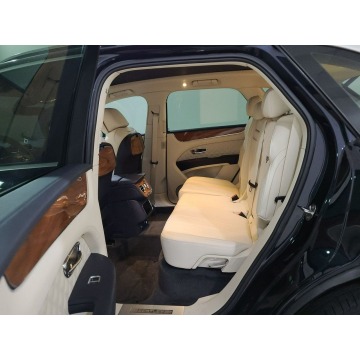 Bentley Bentayga  SUV 2021,  4.0 benzyna, automat - Na sprzedaż za 1 034 922 zł - Katowice - zdjęcie 9