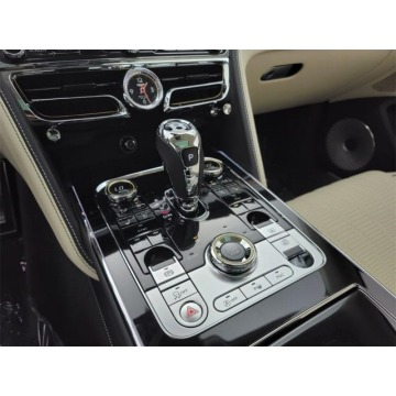 Bentley Continental Flying Spur  Sedan/Limuzyna 2021,  6.0 benzyna, automat - Na sprzedaż za 1 107 000 zł - Katowice - zdjęcie 7