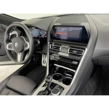 BMW Seria 8  Sedan/Limuzyna 2019,  4.4 benzyna, automat - Na sprzedaż za 421 204 zł - Katowice - zdjęcie 9