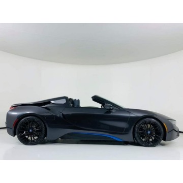 BMW i8  Kabriolet 2019,  1.5 hybryda, automat - Na sprzedaż za 383 760 zł - Katowice - zdjęcie 4