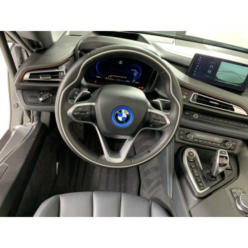 BMW i8  Kabriolet 2019,  1.5 hybryda, automat - Na sprzedaż za 383 760 zł - Katowice - zdjęcie 6