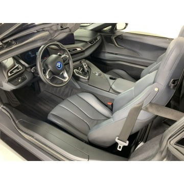 BMW i8  Kabriolet 2019,  1.5 hybryda, automat - Na sprzedaż za 383 760 zł - Katowice - zdjęcie 5