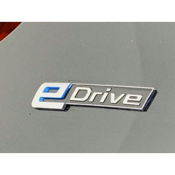 BMW i8  Kabriolet 2019,  1.5 hybryda, automat - Na sprzedaż za 383 760 zł - Katowice - zdjęcie 10