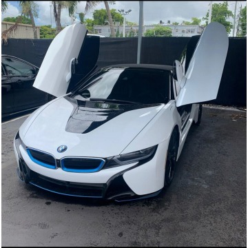 BMW i8  Kabriolet 2019,  1.5 hybryda, automat - Na sprzedaż za 383 760 zł - Katowice - zdjęcie 3