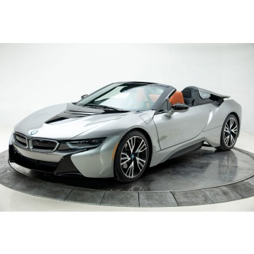 BMW i8  Kabriolet 2019,  1.5 hybryda, automat - Na sprzedaż za 416 000 zł - Katowice - zdjęcie 2