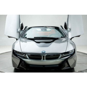 BMW i8  Kabriolet 2019,  1.5 hybryda, automat - Na sprzedaż za 416 000 zł - Katowice - zdjęcie 6