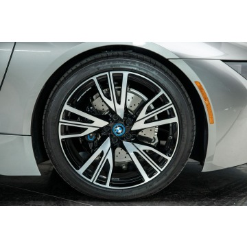 BMW i8  Kabriolet 2019,  1.5 hybryda, automat - Na sprzedaż za 416 000 zł - Katowice - zdjęcie 11