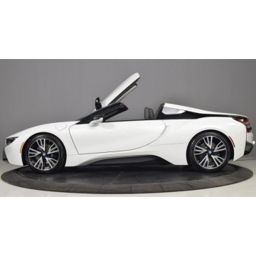 BMW i8  Kabriolet 2018,  1.5 benzyna, automat - Na sprzedaż za 392 370 zł - Katowice - zdjęcie 3