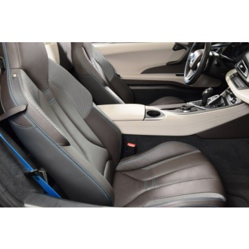 BMW i8  Kabriolet 2018,  1.5 benzyna, automat - Na sprzedaż za 392 370 zł - Katowice - zdjęcie 9