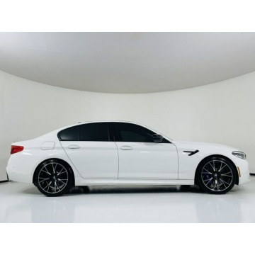 BMW M5  Sedan/Limuzyna 2019,  4.4 benzyna, automat - Na sprzedaż za 368 988 zł - Katowice - zdjęcie 4