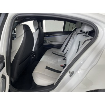BMW M5  Sedan/Limuzyna 2019,  4.4 benzyna, automat - Na sprzedaż za 368 988 zł - Katowice - zdjęcie 12