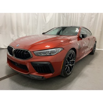 2021 BMW M8 4.4l benz. V8 600KM