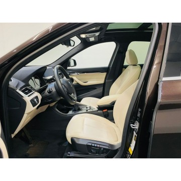BMW X1  SUV 2019,  2.0 benzyna, automat - Na sprzedaż za 124 230 zł - Katowice - zdjęcie 4