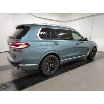 BMW X7  SUV 2023,  3.0 benzyna, automat - Na sprzedaż za 430 500 zł - Katowice - zdjęcie 3