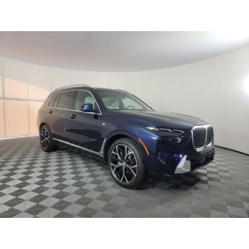 BMW X7  SUV 2023,  3.0 benzyna, automat - Na sprzedaż za 421 890 zł - Katowice - zdjęcie 3