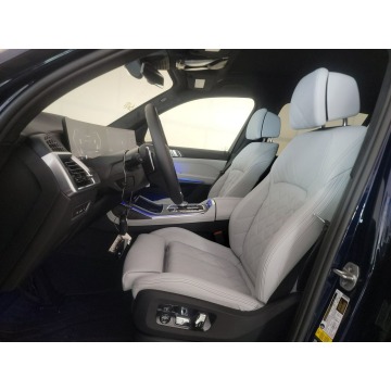 BMW X7  SUV 2023,  3.0 benzyna, automat - Na sprzedaż za 421 890 zł - Katowice - zdjęcie 7