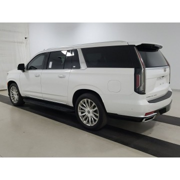 Cadillac Escalade  SUV 2021,  6.2 benzyna, automat - Na sprzedaż za 474 534 zł - Katowice - zdjęcie 6