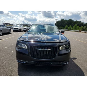 Chrysler 300C  Sedan/Limuzyna 2019,  3.6 benzyna, automat - Na sprzedaż za 114 144 zł - Katowice - zdjęcie 2