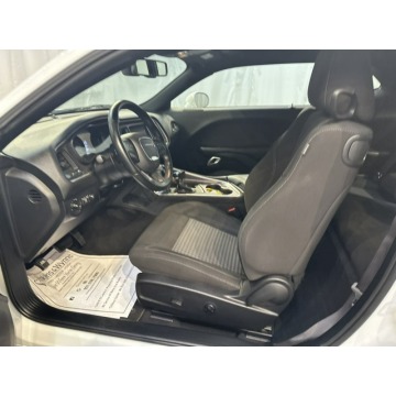 Dodge Challenger  Coupe/Sportowy 2021,  3.6 benzyna, automat - Na sprzedaż za 111 807 zł - Katowice - zdjęcie 9