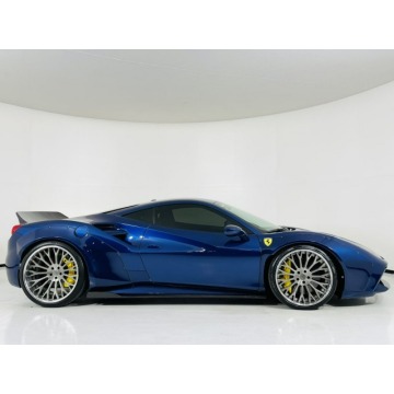 Ferrari 488  Coupe/Sportowy 2017,  3.9 benzyna, automat - Na sprzedaż za 848 085 zł - Katowice - zdjęcie 2