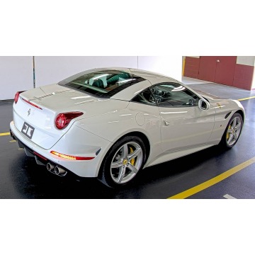 Ferrari California  Kabriolet 2015,  4.3 benzyna, automat - Na sprzedaż za 470 400 zł - Katowice - zdjęcie 4