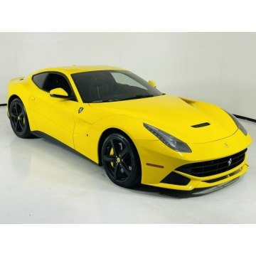 Ferrari F12  Coupe/Sportowy 2017,  6.3 benzyna, automat - Na sprzedaż za 1 330 860 zł - Katowice - zdjęcie 1
