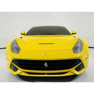 Ferrari F12  Coupe/Sportowy 2017,  6.3 benzyna, automat - Na sprzedaż za 1 330 860 zł - Katowice - zdjęcie 3
