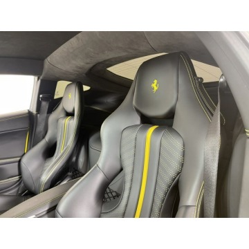 Ferrari F12  Coupe/Sportowy 2017,  6.3 benzyna, automat - Na sprzedaż za 1 330 860 zł - Katowice - zdjęcie 7
