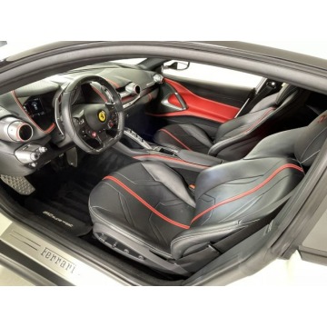 Ferrari   Coupe/Sportowy 2019,  6.5 benzyna, automat - Na sprzedaż za 113 591 zł - Katowice - zdjęcie 4