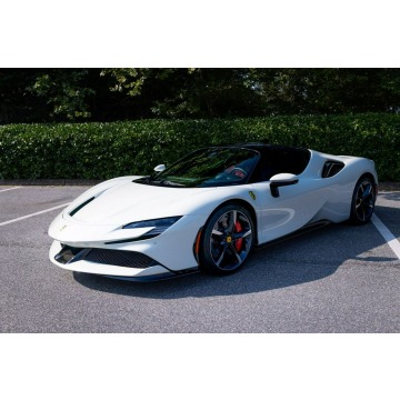 Ferrari inny - SF90 STRADALE