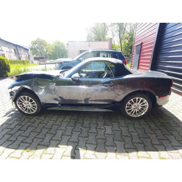 Fiat 124 Spider  Kabriolet 2016,  1.4 benzyna - Na sprzedaż za 22 500 zł - Katowice - zdjęcie 12