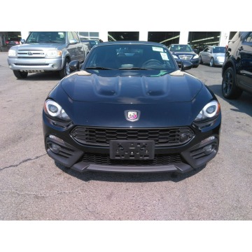 Fiat 124 Spider  Kabriolet 2018,  1.4 benzyna, automat - Na sprzedaż za 111 069 zł - Katowice - zdjęcie 2