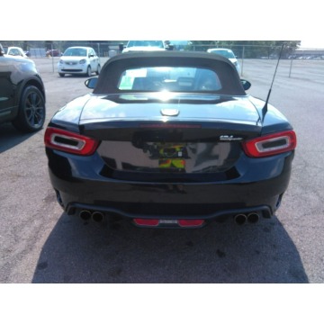 Fiat 124 Spider  Kabriolet 2018,  1.4 benzyna, automat - Na sprzedaż za 111 069 zł - Katowice - zdjęcie 5
