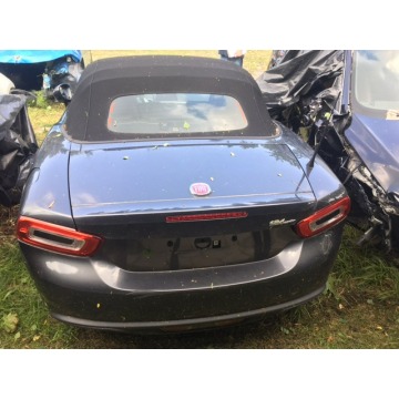 Fiat 124 Spider  Kabriolet 2016,  1.4 benzyna, automat - Na sprzedaż za 18 500 zł - Katowice - zdjęcie 3