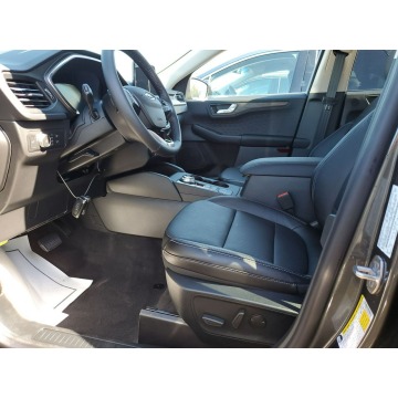 Ford Kuga  SUV 2020,  2.0 benzyna, automat - Na sprzedaż za 97 170 zł - Katowice - zdjęcie 7