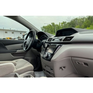 Honda Odyssey  Minivan/Van 2016,  3.5 benzyna, automat - Na sprzedaż za 74 046 zł - Katowice - zdjęcie 10