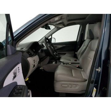 Honda Pilot  SUV 2019,  3.5 benzyna, automat - Na sprzedaż za 97 170 zł - Katowice - zdjęcie 4