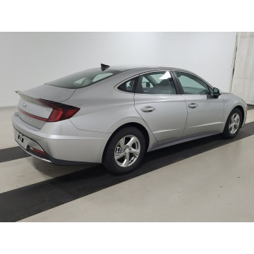 Hyundai Sonata  Sedan/Limuzyna 2021,  2.5 benzyna, automat - Na sprzedaż za 98 277 zł - Katowice - zdjęcie 4