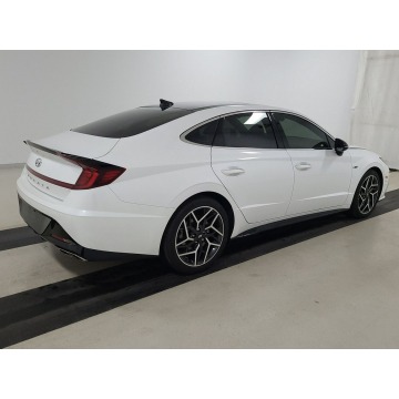 Hyundai Sonata  Sedan/Limuzyna 2021,  2.5 benzyna, automat - Na sprzedaż za 135 288 zł - Katowice - zdjęcie 4