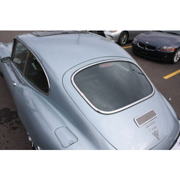 Jaguar  1972,  5.3 benzyna, automat - Na sprzedaż za 129 000 zł - Katowice - zdjęcie 9