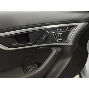 Jaguar F-Type  Coupe/Sportowy 2018,  3.0 benzyna - Na sprzedaż za 102 385 zł - Katowice - zdjęcie 9