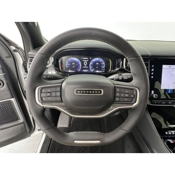 Jeep Wagoneer  SUV 2022,  5.7 benzyna, automat - Na sprzedaż za 314 200 zł - Katowice - zdjęcie 10