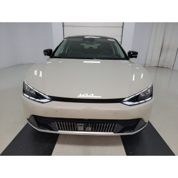 Kia EV6  Hatchback 2022 elektryczny, automat - Na sprzedaż za 312 300 zł - Katowice - zdjęcie 2