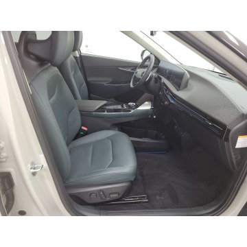 Kia EV6  Hatchback 2022 elektryczny, automat - Na sprzedaż za 312 300 zł - Katowice - zdjęcie 10